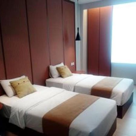 Hotel Cemerlang Μπαντούνγκ Εξωτερικό φωτογραφία