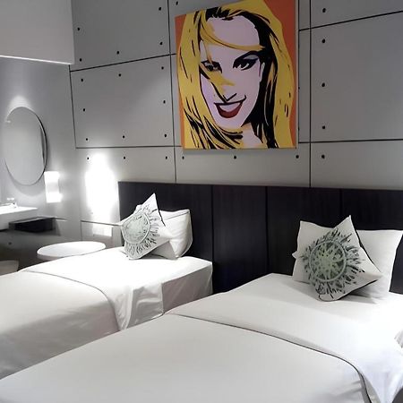 Hotel Cemerlang Μπαντούνγκ Εξωτερικό φωτογραφία