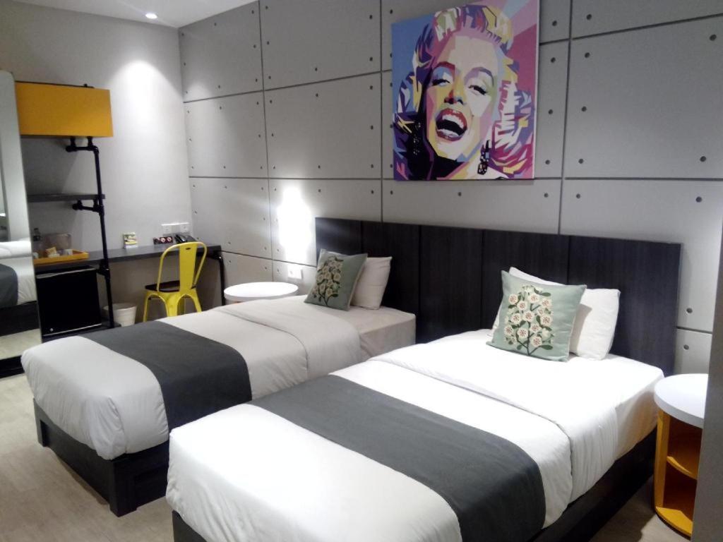 Hotel Cemerlang Μπαντούνγκ Εξωτερικό φωτογραφία
