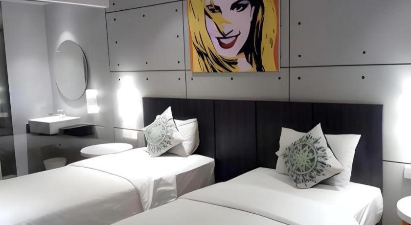 Hotel Cemerlang Μπαντούνγκ Εξωτερικό φωτογραφία