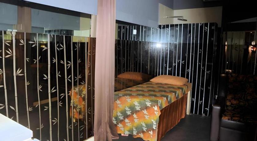Hotel Cemerlang Μπαντούνγκ Εξωτερικό φωτογραφία